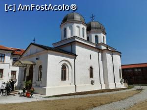 [P04] Manastirea Comana » foto by ⭐ValentinB_88⭐
 - 
<span class="allrVoted glyphicon glyphicon-heart hidden" id="av1222930"></span>
<a class="m-l-10 hidden" id="sv1222930" onclick="voting_Foto_DelVot(,1222930,8317)" role="button">șterge vot <span class="glyphicon glyphicon-remove"></span></a>
<a id="v91222930" class=" c-red"  onclick="voting_Foto_SetVot(1222930)" role="button"><span class="glyphicon glyphicon-heart-empty"></span> <b>LIKE</b> = Votează poza</a> <img class="hidden"  id="f1222930W9" src="/imagini/loader.gif" border="0" /><span class="AjErrMes hidden" id="e1222930ErM"></span>