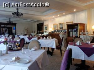 [P17] Grand Hotel Sofianu - restaurantul, la micul dejun » foto by Dragoș_MD
 - 
<span class="allrVoted glyphicon glyphicon-heart hidden" id="av946308"></span>
<a class="m-l-10 hidden" id="sv946308" onclick="voting_Foto_DelVot(,946308,8327)" role="button">șterge vot <span class="glyphicon glyphicon-remove"></span></a>
<a id="v9946308" class=" c-red"  onclick="voting_Foto_SetVot(946308)" role="button"><span class="glyphicon glyphicon-heart-empty"></span> <b>LIKE</b> = Votează poza</a> <img class="hidden"  id="f946308W9" src="/imagini/loader.gif" border="0" /><span class="AjErrMes hidden" id="e946308ErM"></span>