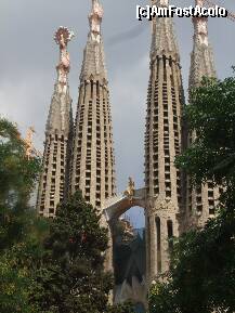 [P12] SAGRADA FAMILIA - Gaudi by Toma » foto by florintoma
 - 
<span class="allrVoted glyphicon glyphicon-heart hidden" id="av179915"></span>
<a class="m-l-10 hidden" id="sv179915" onclick="voting_Foto_DelVot(,179915,8335)" role="button">șterge vot <span class="glyphicon glyphicon-remove"></span></a>
<a id="v9179915" class=" c-red"  onclick="voting_Foto_SetVot(179915)" role="button"><span class="glyphicon glyphicon-heart-empty"></span> <b>LIKE</b> = Votează poza</a> <img class="hidden"  id="f179915W9" src="/imagini/loader.gif" border="0" /><span class="AjErrMes hidden" id="e179915ErM"></span>