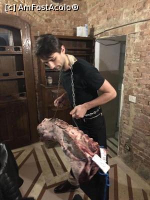 [P09] Siena - restaurantul Il Salotto » foto by floredana
 - 
<span class="allrVoted glyphicon glyphicon-heart hidden" id="av1030961"></span>
<a class="m-l-10 hidden" id="sv1030961" onclick="voting_Foto_DelVot(,1030961,8341)" role="button">șterge vot <span class="glyphicon glyphicon-remove"></span></a>
<a id="v91030961" class=" c-red"  onclick="voting_Foto_SetVot(1030961)" role="button"><span class="glyphicon glyphicon-heart-empty"></span> <b>LIKE</b> = Votează poza</a> <img class="hidden"  id="f1030961W9" src="/imagini/loader.gif" border="0" /><span class="AjErrMes hidden" id="e1030961ErM"></span>