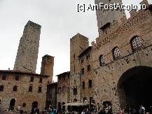 [P12] San Gimignano » foto by dr.razvan
 - 
<span class="allrVoted glyphicon glyphicon-heart hidden" id="av205505"></span>
<a class="m-l-10 hidden" id="sv205505" onclick="voting_Foto_DelVot(,205505,8341)" role="button">șterge vot <span class="glyphicon glyphicon-remove"></span></a>
<a id="v9205505" class=" c-red"  onclick="voting_Foto_SetVot(205505)" role="button"><span class="glyphicon glyphicon-heart-empty"></span> <b>LIKE</b> = Votează poza</a> <img class="hidden"  id="f205505W9" src="/imagini/loader.gif" border="0" /><span class="AjErrMes hidden" id="e205505ErM"></span>