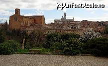 [P21] In departare se vede Domul din Siena » foto by BOGDAN DSN
 - 
<span class="allrVoted glyphicon glyphicon-heart hidden" id="av423240"></span>
<a class="m-l-10 hidden" id="sv423240" onclick="voting_Foto_DelVot(,423240,8341)" role="button">șterge vot <span class="glyphicon glyphicon-remove"></span></a>
<a id="v9423240" class=" c-red"  onclick="voting_Foto_SetVot(423240)" role="button"><span class="glyphicon glyphicon-heart-empty"></span> <b>LIKE</b> = Votează poza</a> <img class="hidden"  id="f423240W9" src="/imagini/loader.gif" border="0" /><span class="AjErrMes hidden" id="e423240ErM"></span>