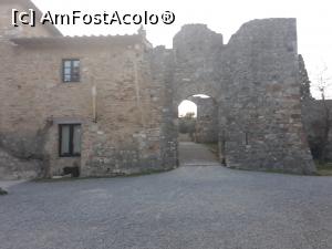 [P53] San Gimignano - am tot ieșit prin zidurile cetății pentru puncte de belvedere.  » foto by Aurici
 - 
<span class="allrVoted glyphicon glyphicon-heart hidden" id="av986240"></span>
<a class="m-l-10 hidden" id="sv986240" onclick="voting_Foto_DelVot(,986240,8341)" role="button">șterge vot <span class="glyphicon glyphicon-remove"></span></a>
<a id="v9986240" class=" c-red"  onclick="voting_Foto_SetVot(986240)" role="button"><span class="glyphicon glyphicon-heart-empty"></span> <b>LIKE</b> = Votează poza</a> <img class="hidden"  id="f986240W9" src="/imagini/loader.gif" border="0" /><span class="AjErrMes hidden" id="e986240ErM"></span>