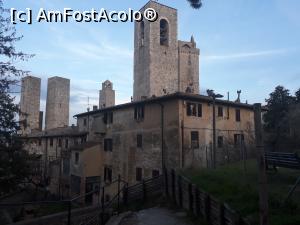 [P54] San Gimignano - turnurile medievale pentru care este renumit.  » foto by Aurici
 - 
<span class="allrVoted glyphicon glyphicon-heart hidden" id="av986241"></span>
<a class="m-l-10 hidden" id="sv986241" onclick="voting_Foto_DelVot(,986241,8341)" role="button">șterge vot <span class="glyphicon glyphicon-remove"></span></a>
<a id="v9986241" class=" c-red"  onclick="voting_Foto_SetVot(986241)" role="button"><span class="glyphicon glyphicon-heart-empty"></span> <b>LIKE</b> = Votează poza</a> <img class="hidden"  id="f986241W9" src="/imagini/loader.gif" border="0" /><span class="AjErrMes hidden" id="e986241ErM"></span>