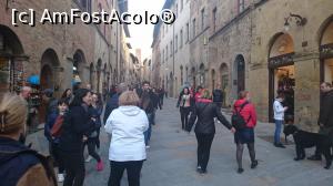 [P58] San Gimignano » foto by Aurici
 - 
<span class="allrVoted glyphicon glyphicon-heart hidden" id="av986245"></span>
<a class="m-l-10 hidden" id="sv986245" onclick="voting_Foto_DelVot(,986245,8341)" role="button">șterge vot <span class="glyphicon glyphicon-remove"></span></a>
<a id="v9986245" class=" c-red"  onclick="voting_Foto_SetVot(986245)" role="button"><span class="glyphicon glyphicon-heart-empty"></span> <b>LIKE</b> = Votează poza</a> <img class="hidden"  id="f986245W9" src="/imagini/loader.gif" border="0" /><span class="AjErrMes hidden" id="e986245ErM"></span>