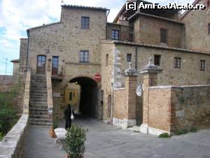 [P11] San Quirico » foto by Carmen Ion
 - 
<span class="allrVoted glyphicon glyphicon-heart hidden" id="av589493"></span>
<a class="m-l-10 hidden" id="sv589493" onclick="voting_Foto_DelVot(,589493,8341)" role="button">șterge vot <span class="glyphicon glyphicon-remove"></span></a>
<a id="v9589493" class=" c-red"  onclick="voting_Foto_SetVot(589493)" role="button"><span class="glyphicon glyphicon-heart-empty"></span> <b>LIKE</b> = Votează poza</a> <img class="hidden"  id="f589493W9" src="/imagini/loader.gif" border="0" /><span class="AjErrMes hidden" id="e589493ErM"></span>