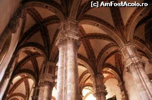 [P03] Pienza - Cattedrale dell'Assunta interior » foto by Carmen Ion
 - 
<span class="allrVoted glyphicon glyphicon-heart hidden" id="av589484"></span>
<a class="m-l-10 hidden" id="sv589484" onclick="voting_Foto_DelVot(,589484,8341)" role="button">șterge vot <span class="glyphicon glyphicon-remove"></span></a>
<a id="v9589484" class=" c-red"  onclick="voting_Foto_SetVot(589484)" role="button"><span class="glyphicon glyphicon-heart-empty"></span> <b>LIKE</b> = Votează poza</a> <img class="hidden"  id="f589484W9" src="/imagini/loader.gif" border="0" /><span class="AjErrMes hidden" id="e589484ErM"></span>