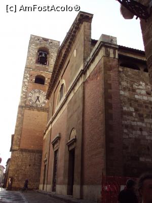 [P31] Piazza del Duomo: Ăalazzo del Podesta şi turnul catedralei.  » foto by Carmen Ion
 - 
<span class="allrVoted glyphicon glyphicon-heart hidden" id="av812383"></span>
<a class="m-l-10 hidden" id="sv812383" onclick="voting_Foto_DelVot(,812383,8341)" role="button">șterge vot <span class="glyphicon glyphicon-remove"></span></a>
<a id="v9812383" class=" c-red"  onclick="voting_Foto_SetVot(812383)" role="button"><span class="glyphicon glyphicon-heart-empty"></span> <b>LIKE</b> = Votează poza</a> <img class="hidden"  id="f812383W9" src="/imagini/loader.gif" border="0" /><span class="AjErrMes hidden" id="e812383ErM"></span>