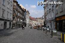 [P16] Ljubljana, Mestni Trg (Town Square), vedere catre Stari Trg (Old Market) » foto by ANAMA
 - 
<span class="allrVoted glyphicon glyphicon-heart hidden" id="av181721"></span>
<a class="m-l-10 hidden" id="sv181721" onclick="voting_Foto_DelVot(,181721,8382)" role="button">șterge vot <span class="glyphicon glyphicon-remove"></span></a>
<a id="v9181721" class=" c-red"  onclick="voting_Foto_SetVot(181721)" role="button"><span class="glyphicon glyphicon-heart-empty"></span> <b>LIKE</b> = Votează poza</a> <img class="hidden"  id="f181721W9" src="/imagini/loader.gif" border="0" /><span class="AjErrMes hidden" id="e181721ErM"></span>