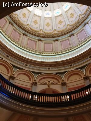 [P09] Interiorul Capitoliului » foto by lenti
 - 
<span class="allrVoted glyphicon glyphicon-heart hidden" id="av1086294"></span>
<a class="m-l-10 hidden" id="sv1086294" onclick="voting_Foto_DelVot(,1086294,8408)" role="button">șterge vot <span class="glyphicon glyphicon-remove"></span></a>
<a id="v91086294" class=" c-red"  onclick="voting_Foto_SetVot(1086294)" role="button"><span class="glyphicon glyphicon-heart-empty"></span> <b>LIKE</b> = Votează poza</a> <img class="hidden"  id="f1086294W9" src="/imagini/loader.gif" border="0" /><span class="AjErrMes hidden" id="e1086294ErM"></span>