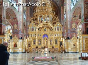 [P12] Mănăstirea Bănceni, Catredrala „Sf. Treime”, Catapeteasma de la altarul principal sculptată și împodobită cu icoane » foto by mprofeanu
 - 
<span class="allrVoted glyphicon glyphicon-heart hidden" id="av1504198"></span>
<a class="m-l-10 hidden" id="sv1504198" onclick="voting_Foto_DelVot(,1504198,8421)" role="button">șterge vot <span class="glyphicon glyphicon-remove"></span></a>
<a id="v91504198" class=" c-red"  onclick="voting_Foto_SetVot(1504198)" role="button"><span class="glyphicon glyphicon-heart-empty"></span> <b>LIKE</b> = Votează poza</a> <img class="hidden"  id="f1504198W9" src="/imagini/loader.gif" border="0" /><span class="AjErrMes hidden" id="e1504198ErM"></span>