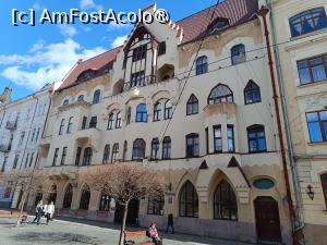 [P05] Cernăuți, Strada Kobylyans’koi, Casa Germană » foto by mprofeanu
 - 
<span class="allrVoted glyphicon glyphicon-heart hidden" id="av1507597"></span>
<a class="m-l-10 hidden" id="sv1507597" onclick="voting_Foto_DelVot(,1507597,8421)" role="button">șterge vot <span class="glyphicon glyphicon-remove"></span></a>
<a id="v91507597" class=" c-red"  onclick="voting_Foto_SetVot(1507597)" role="button"><span class="glyphicon glyphicon-heart-empty"></span> <b>LIKE</b> = Votează poza</a> <img class="hidden"  id="f1507597W9" src="/imagini/loader.gif" border="0" /><span class="AjErrMes hidden" id="e1507597ErM"></span>