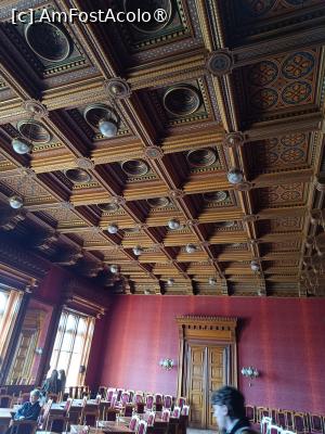 [P64] Cernăuți, Universitatea Națională „Iuri Fedkovici”, Rectoratul, la etaj, Sala Roșie cu tavan deosebit » foto by mprofeanu
 - 
<span class="allrVoted glyphicon glyphicon-heart hidden" id="av1507656"></span>
<a class="m-l-10 hidden" id="sv1507656" onclick="voting_Foto_DelVot(,1507656,8421)" role="button">șterge vot <span class="glyphicon glyphicon-remove"></span></a>
<a id="v91507656" class=" c-red"  onclick="voting_Foto_SetVot(1507656)" role="button"><span class="glyphicon glyphicon-heart-empty"></span> <b>LIKE</b> = Votează poza</a> <img class="hidden"  id="f1507656W9" src="/imagini/loader.gif" border="0" /><span class="AjErrMes hidden" id="e1507656ErM"></span>