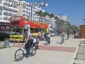 [P24] " Central Bus Station" , locul de pornire a autobuzului local, spre alte detinatii » foto by dorgo
 - 
<span class="allrVoted glyphicon glyphicon-heart hidden" id="av1154838"></span>
<a class="m-l-10 hidden" id="sv1154838" onclick="voting_Foto_DelVot(,1154838,8430)" role="button">șterge vot <span class="glyphicon glyphicon-remove"></span></a>
<a id="v91154838" class=" c-red"  onclick="voting_Foto_SetVot(1154838)" role="button"><span class="glyphicon glyphicon-heart-empty"></span> <b>LIKE</b> = Votează poza</a> <img class="hidden"  id="f1154838W9" src="/imagini/loader.gif" border="0" /><span class="AjErrMes hidden" id="e1154838ErM"></span>