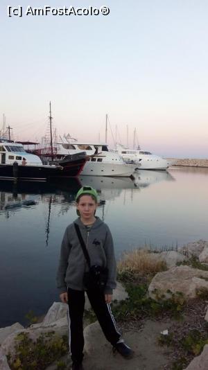 [P16] Marina din Larnaca si eu » foto by Marcumandru
 - 
<span class="allrVoted glyphicon glyphicon-heart hidden" id="av956906"></span>
<a class="m-l-10 hidden" id="sv956906" onclick="voting_Foto_DelVot(,956906,8430)" role="button">șterge vot <span class="glyphicon glyphicon-remove"></span></a>
<a id="v9956906" class=" c-red"  onclick="voting_Foto_SetVot(956906)" role="button"><span class="glyphicon glyphicon-heart-empty"></span> <b>LIKE</b> = Votează poza</a> <img class="hidden"  id="f956906W9" src="/imagini/loader.gif" border="0" /><span class="AjErrMes hidden" id="e956906ErM"></span>