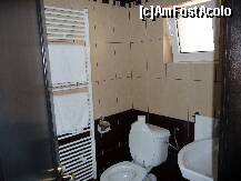 [P06] baia complect echipata cu prosoape de baie si de miini uscator de par si priza pentru aparatul electric de ras » foto by erazvan
 - 
<span class="allrVoted glyphicon glyphicon-heart hidden" id="av205348"></span>
<a class="m-l-10 hidden" id="sv205348" onclick="voting_Foto_DelVot(,205348,8460)" role="button">șterge vot <span class="glyphicon glyphicon-remove"></span></a>
<a id="v9205348" class=" c-red"  onclick="voting_Foto_SetVot(205348)" role="button"><span class="glyphicon glyphicon-heart-empty"></span> <b>LIKE</b> = Votează poza</a> <img class="hidden"  id="f205348W9" src="/imagini/loader.gif" border="0" /><span class="AjErrMes hidden" id="e205348ErM"></span>