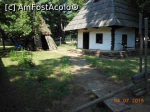 [P06] Răpciuni - Pârleazul de la bordeiul din Răpciuni.  » foto by iulianic
 - 
<span class="allrVoted glyphicon glyphicon-heart hidden" id="av756581"></span>
<a class="m-l-10 hidden" id="sv756581" onclick="voting_Foto_DelVot(,756581,8488)" role="button">șterge vot <span class="glyphicon glyphicon-remove"></span></a>
<a id="v9756581" class=" c-red"  onclick="voting_Foto_SetVot(756581)" role="button"><span class="glyphicon glyphicon-heart-empty"></span> <b>LIKE</b> = Votează poza</a> <img class="hidden"  id="f756581W9" src="/imagini/loader.gif" border="0" /><span class="AjErrMes hidden" id="e756581ErM"></span>