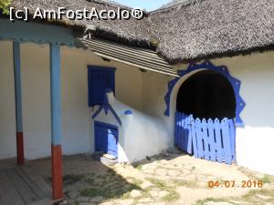 [P13] Muzeul Satului - Gospodărie lipovenească din Jurilovca (Tulcea).  » foto by iulianic
 - 
<span class="allrVoted glyphicon glyphicon-heart hidden" id="av802113"></span>
<a class="m-l-10 hidden" id="sv802113" onclick="voting_Foto_DelVot(,802113,8488)" role="button">șterge vot <span class="glyphicon glyphicon-remove"></span></a>
<a id="v9802113" class=" c-red"  onclick="voting_Foto_SetVot(802113)" role="button"><span class="glyphicon glyphicon-heart-empty"></span> <b>LIKE</b> = Votează poza</a> <img class="hidden"  id="f802113W9" src="/imagini/loader.gif" border="0" /><span class="AjErrMes hidden" id="e802113ErM"></span>