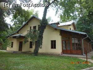 [P23] Muzeul Satului - Hanul Galben - București.  » foto by iulianic
 - 
<span class="allrVoted glyphicon glyphicon-heart hidden" id="av802124"></span>
<a class="m-l-10 hidden" id="sv802124" onclick="voting_Foto_DelVot(,802124,8488)" role="button">șterge vot <span class="glyphicon glyphicon-remove"></span></a>
<a id="v9802124" class=" c-red"  onclick="voting_Foto_SetVot(802124)" role="button"><span class="glyphicon glyphicon-heart-empty"></span> <b>LIKE</b> = Votează poza</a> <img class="hidden"  id="f802124W9" src="/imagini/loader.gif" border="0" /><span class="AjErrMes hidden" id="e802124ErM"></span>