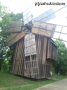 [P01] Bine te-am regasit, dragul meu Muzeu al Satului!  » foto by alinaro
 - 
<span class="allrVoted glyphicon glyphicon-heart hidden" id="av342850"></span>
<a class="m-l-10 hidden" id="sv342850" onclick="voting_Foto_DelVot(,342850,8488)" role="button">șterge vot <span class="glyphicon glyphicon-remove"></span></a>
<a id="v9342850" class=" c-red"  onclick="voting_Foto_SetVot(342850)" role="button"><span class="glyphicon glyphicon-heart-empty"></span> <b>LIKE</b> = Votează poza</a> <img class="hidden"  id="f342850W9" src="/imagini/loader.gif" border="0" /><span class="AjErrMes hidden" id="e342850ErM"></span>