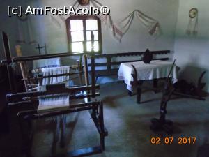 [P24] Gospodărie Ieud, Maramureș - interiorul casei camera mică » foto by Mitica49
 - 
<span class="allrVoted glyphicon glyphicon-heart hidden" id="av941024"></span>
<a class="m-l-10 hidden" id="sv941024" onclick="voting_Foto_DelVot(,941024,8488)" role="button">șterge vot <span class="glyphicon glyphicon-remove"></span></a>
<a id="v9941024" class=" c-red"  onclick="voting_Foto_SetVot(941024)" role="button"><span class="glyphicon glyphicon-heart-empty"></span> <b>LIKE</b> = Votează poza</a> <img class="hidden"  id="f941024W9" src="/imagini/loader.gif" border="0" /><span class="AjErrMes hidden" id="e941024ErM"></span>