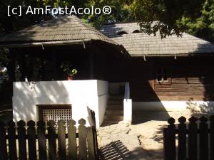 [P15] Muzeul Satului - Gospodarie jud Valcea » foto by mishu
 - 
<span class="allrVoted glyphicon glyphicon-heart hidden" id="av801511"></span>
<a class="m-l-10 hidden" id="sv801511" onclick="voting_Foto_DelVot(,801511,8488)" role="button">șterge vot <span class="glyphicon glyphicon-remove"></span></a>
<a id="v9801511" class=" c-red"  onclick="voting_Foto_SetVot(801511)" role="button"><span class="glyphicon glyphicon-heart-empty"></span> <b>LIKE</b> = Votează poza</a> <img class="hidden"  id="f801511W9" src="/imagini/loader.gif" border="0" /><span class="AjErrMes hidden" id="e801511ErM"></span>