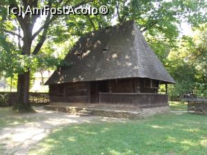 [P28] Muzeul Satului - Gospodarie Moiseni, Satu Mare » foto by mishu
 - 
<span class="allrVoted glyphicon glyphicon-heart hidden" id="av801526"></span>
<a class="m-l-10 hidden" id="sv801526" onclick="voting_Foto_DelVot(,801526,8488)" role="button">șterge vot <span class="glyphicon glyphicon-remove"></span></a>
<a id="v9801526" class=" c-red"  onclick="voting_Foto_SetVot(801526)" role="button"><span class="glyphicon glyphicon-heart-empty"></span> <b>LIKE</b> = Votează poza</a> <img class="hidden"  id="f801526W9" src="/imagini/loader.gif" border="0" /><span class="AjErrMes hidden" id="e801526ErM"></span>
