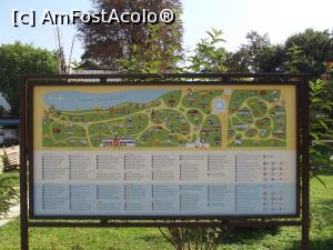 [P05] Muzeul Satului - prezentarea complexului » foto by mishu
 - 
<span class="allrVoted glyphicon glyphicon-heart hidden" id="av801498"></span>
<a class="m-l-10 hidden" id="sv801498" onclick="voting_Foto_DelVot(,801498,8488)" role="button">șterge vot <span class="glyphicon glyphicon-remove"></span></a>
<a id="v9801498" class=" c-red"  onclick="voting_Foto_SetVot(801498)" role="button"><span class="glyphicon glyphicon-heart-empty"></span> <b>LIKE</b> = Votează poza</a> <img class="hidden"  id="f801498W9" src="/imagini/loader.gif" border="0" /><span class="AjErrMes hidden" id="e801498ErM"></span>