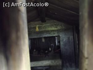 [P09] Muzeul Satului - interior bordei » foto by mishu
 - 
<span class="allrVoted glyphicon glyphicon-heart hidden" id="av801502"></span>
<a class="m-l-10 hidden" id="sv801502" onclick="voting_Foto_DelVot(,801502,8488)" role="button">șterge vot <span class="glyphicon glyphicon-remove"></span></a>
<a id="v9801502" class=" c-red"  onclick="voting_Foto_SetVot(801502)" role="button"><span class="glyphicon glyphicon-heart-empty"></span> <b>LIKE</b> = Votează poza</a> <img class="hidden"  id="f801502W9" src="/imagini/loader.gif" border="0" /><span class="AjErrMes hidden" id="e801502ErM"></span>