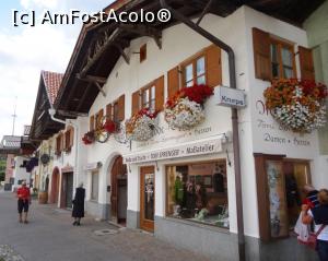 [P12] Obermarkt - zona pietonala din Mittenwald » foto by BOGDAN DSN
 - 
<span class="allrVoted glyphicon glyphicon-heart hidden" id="av725809"></span>
<a class="m-l-10 hidden" id="sv725809" onclick="voting_Foto_DelVot(,725809,8498)" role="button">șterge vot <span class="glyphicon glyphicon-remove"></span></a>
<a id="v9725809" class=" c-red"  onclick="voting_Foto_SetVot(725809)" role="button"><span class="glyphicon glyphicon-heart-empty"></span> <b>LIKE</b> = Votează poza</a> <img class="hidden"  id="f725809W9" src="/imagini/loader.gif" border="0" /><span class="AjErrMes hidden" id="e725809ErM"></span>