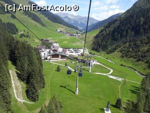 [P67] Înapoi la bază, vedem parcarea și satul Tux.  » foto by Aurici
 - 
<span class="allrVoted glyphicon glyphicon-heart hidden" id="av1037842"></span>
<a class="m-l-10 hidden" id="sv1037842" onclick="voting_Foto_DelVot(,1037842,8584)" role="button">șterge vot <span class="glyphicon glyphicon-remove"></span></a>
<a id="v91037842" class=" c-red"  onclick="voting_Foto_SetVot(1037842)" role="button"><span class="glyphicon glyphicon-heart-empty"></span> <b>LIKE</b> = Votează poza</a> <img class="hidden"  id="f1037842W9" src="/imagini/loader.gif" border="0" /><span class="AjErrMes hidden" id="e1037842ErM"></span>