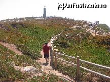 [P13] Cabo da Roca sau capatul Europei ! » foto by ghidioneanu
 - 
<span class="allrVoted glyphicon glyphicon-heart hidden" id="av25505"></span>
<a class="m-l-10 hidden" id="sv25505" onclick="voting_Foto_DelVot(,25505,8613)" role="button">șterge vot <span class="glyphicon glyphicon-remove"></span></a>
<a id="v925505" class=" c-red"  onclick="voting_Foto_SetVot(25505)" role="button"><span class="glyphicon glyphicon-heart-empty"></span> <b>LIKE</b> = Votează poza</a> <img class="hidden"  id="f25505W9" src="/imagini/loader.gif" border="0" /><span class="AjErrMes hidden" id="e25505ErM"></span>