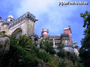 [P21] Palatul Pena - mergând spre intrare » foto by makuy*
 - 
<span class="allrVoted glyphicon glyphicon-heart hidden" id="av584451"></span>
<a class="m-l-10 hidden" id="sv584451" onclick="voting_Foto_DelVot(,584451,8613)" role="button">șterge vot <span class="glyphicon glyphicon-remove"></span></a>
<a id="v9584451" class=" c-red"  onclick="voting_Foto_SetVot(584451)" role="button"><span class="glyphicon glyphicon-heart-empty"></span> <b>LIKE</b> = Votează poza</a> <img class="hidden"  id="f584451W9" src="/imagini/loader.gif" border="0" /><span class="AjErrMes hidden" id="e584451ErM"></span>