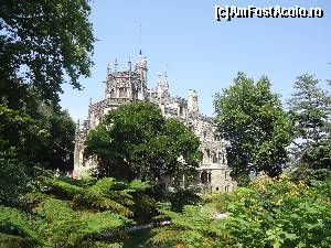 [P10] Quinta da Regaleira, Sintra » foto by DepartureGate7
 - 
<span class="allrVoted glyphicon glyphicon-heart hidden" id="av606080"></span>
<a class="m-l-10 hidden" id="sv606080" onclick="voting_Foto_DelVot(,606080,8613)" role="button">șterge vot <span class="glyphicon glyphicon-remove"></span></a>
<a id="v9606080" class=" c-red"  onclick="voting_Foto_SetVot(606080)" role="button"><span class="glyphicon glyphicon-heart-empty"></span> <b>LIKE</b> = Votează poza</a> <img class="hidden"  id="f606080W9" src="/imagini/loader.gif" border="0" /><span class="AjErrMes hidden" id="e606080ErM"></span>