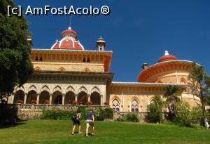 [P40] Palacio de Monserrate vazut de pe peluza » foto by Radu Tudoran
 - 
<span class="allrVoted glyphicon glyphicon-heart hidden" id="av907885"></span>
<a class="m-l-10 hidden" id="sv907885" onclick="voting_Foto_DelVot(,907885,8613)" role="button">șterge vot <span class="glyphicon glyphicon-remove"></span></a>
<a id="v9907885" class=" c-red"  onclick="voting_Foto_SetVot(907885)" role="button"><span class="glyphicon glyphicon-heart-empty"></span> <b>LIKE</b> = Votează poza</a> <img class="hidden"  id="f907885W9" src="/imagini/loader.gif" border="0" /><span class="AjErrMes hidden" id="e907885ErM"></span>