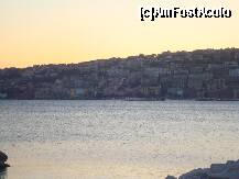 P01 [MAR-2011] dealul Posillipo-zona unde este hotelul,vedere de pe faleza