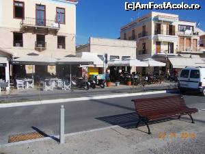 [P09] La sosire in Aegina pe strada principala.  » foto by melena
 - 
<span class="allrVoted glyphicon glyphicon-heart hidden" id="av622294"></span>
<a class="m-l-10 hidden" id="sv622294" onclick="voting_Foto_DelVot(,622294,8651)" role="button">șterge vot <span class="glyphicon glyphicon-remove"></span></a>
<a id="v9622294" class=" c-red"  onclick="voting_Foto_SetVot(622294)" role="button"><span class="glyphicon glyphicon-heart-empty"></span> <b>LIKE</b> = Votează poza</a> <img class="hidden"  id="f622294W9" src="/imagini/loader.gif" border="0" /><span class="AjErrMes hidden" id="e622294ErM"></span>