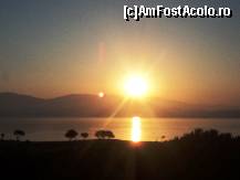 [P04] Rasaritul vazut de pe balcon » foto by MihaiSpeteanu
 - 
<span class="allrVoted glyphicon glyphicon-heart hidden" id="av468606"></span>
<a class="m-l-10 hidden" id="sv468606" onclick="voting_Foto_DelVot(,468606,8653)" role="button">șterge vot <span class="glyphicon glyphicon-remove"></span></a>
<a id="v9468606" class=" c-red"  onclick="voting_Foto_SetVot(468606)" role="button"><span class="glyphicon glyphicon-heart-empty"></span> <b>LIKE</b> = Votează poza</a> <img class="hidden"  id="f468606W9" src="/imagini/loader.gif" border="0" /><span class="AjErrMes hidden" id="e468606ErM"></span>