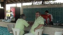 [P06] cei 2 care canta live la poolbar la 3 seri » foto by eug
 - 
<span class="allrVoted glyphicon glyphicon-heart hidden" id="av208502"></span>
<a class="m-l-10 hidden" id="sv208502" onclick="voting_Foto_DelVot(,208502,8653)" role="button">șterge vot <span class="glyphicon glyphicon-remove"></span></a>
<a id="v9208502" class=" c-red"  onclick="voting_Foto_SetVot(208502)" role="button"><span class="glyphicon glyphicon-heart-empty"></span> <b>LIKE</b> = Votează poza</a> <img class="hidden"  id="f208502W9" src="/imagini/loader.gif" border="0" /><span class="AjErrMes hidden" id="e208502ErM"></span>