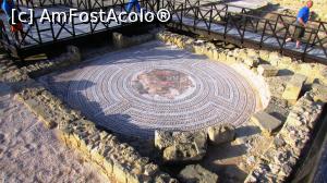[P41] Casa lui Tezeu; reprezentarea legendei lui Tezeu şi a Minotaurului cretan; observaţi 'labirintul' care înconjoară scena centrală » foto by crismis
 - 
<span class="allrVoted glyphicon glyphicon-heart hidden" id="av716392"></span>
<a class="m-l-10 hidden" id="sv716392" onclick="voting_Foto_DelVot(,716392,8732)" role="button">șterge vot <span class="glyphicon glyphicon-remove"></span></a>
<a id="v9716392" class=" c-red"  onclick="voting_Foto_SetVot(716392)" role="button"><span class="glyphicon glyphicon-heart-empty"></span> <b>LIKE</b> = Votează poza</a> <img class="hidden"  id="f716392W9" src="/imagini/loader.gif" border="0" /><span class="AjErrMes hidden" id="e716392ErM"></span>