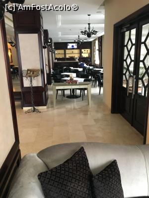 [P06] Holul recepției » foto by Yersinia Pestis
 - 
<span class="allrVoted glyphicon glyphicon-heart hidden" id="av834994"></span>
<a class="m-l-10 hidden" id="sv834994" onclick="voting_Foto_DelVot(,834994,8779)" role="button">șterge vot <span class="glyphicon glyphicon-remove"></span></a>
<a id="v9834994" class=" c-red"  onclick="voting_Foto_SetVot(834994)" role="button"><span class="glyphicon glyphicon-heart-empty"></span> <b>LIKE</b> = Votează poza</a> <img class="hidden"  id="f834994W9" src="/imagini/loader.gif" border="0" /><span class="AjErrMes hidden" id="e834994ErM"></span>