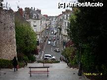 [P17] vedere din Blois la capatul strazii se afla unul din podurile peste loira » foto by danastra
 - 
<span class="allrVoted glyphicon glyphicon-heart hidden" id="av195010"></span>
<a class="m-l-10 hidden" id="sv195010" onclick="voting_Foto_DelVot(,195010,8782)" role="button">șterge vot <span class="glyphicon glyphicon-remove"></span></a>
<a id="v9195010" class=" c-red"  onclick="voting_Foto_SetVot(195010)" role="button"><span class="glyphicon glyphicon-heart-empty"></span> <b>LIKE</b> = Votează poza</a> <img class="hidden"  id="f195010W9" src="/imagini/loader.gif" border="0" /><span class="AjErrMes hidden" id="e195010ErM"></span>