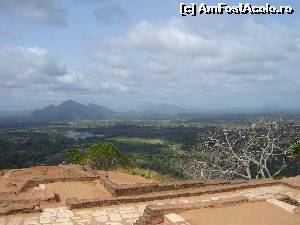 [P55] panorama de pe Stanca Leului de la Sigiriya.  » foto by nela b
 - 
<span class="allrVoted glyphicon glyphicon-heart hidden" id="av526953"></span>
<a class="m-l-10 hidden" id="sv526953" onclick="voting_Foto_DelVot(,526953,8783)" role="button">șterge vot <span class="glyphicon glyphicon-remove"></span></a>
<a id="v9526953" class=" c-red"  onclick="voting_Foto_SetVot(526953)" role="button"><span class="glyphicon glyphicon-heart-empty"></span> <b>LIKE</b> = Votează poza</a> <img class="hidden"  id="f526953W9" src="/imagini/loader.gif" border="0" /><span class="AjErrMes hidden" id="e526953ErM"></span>