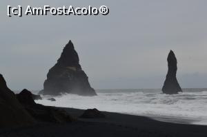 [P35] Reynisfjara Beach » foto by ariciu
 - 
<span class="allrVoted glyphicon glyphicon-heart hidden" id="av1063280"></span>
<a class="m-l-10 hidden" id="sv1063280" onclick="voting_Foto_DelVot(,1063280,8786)" role="button">șterge vot <span class="glyphicon glyphicon-remove"></span></a>
<a id="v91063280" class=" c-red"  onclick="voting_Foto_SetVot(1063280)" role="button"><span class="glyphicon glyphicon-heart-empty"></span> <b>LIKE</b> = Votează poza</a> <img class="hidden"  id="f1063280W9" src="/imagini/loader.gif" border="0" /><span class="AjErrMes hidden" id="e1063280ErM"></span>