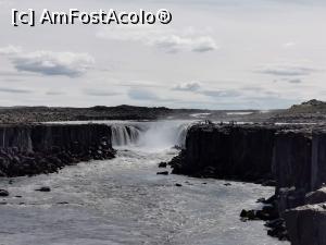 [P26] Vedere asupra cascadei Selfoss » foto by le_maitre
 - 
<span class="allrVoted glyphicon glyphicon-heart hidden" id="av1205024"></span>
<a class="m-l-10 hidden" id="sv1205024" onclick="voting_Foto_DelVot(,1205024,8786)" role="button">șterge vot <span class="glyphicon glyphicon-remove"></span></a>
<a id="v91205024" class=" c-red"  onclick="voting_Foto_SetVot(1205024)" role="button"><span class="glyphicon glyphicon-heart-empty"></span> <b>LIKE</b> = Votează poza</a> <img class="hidden"  id="f1205024W9" src="/imagini/loader.gif" border="0" /><span class="AjErrMes hidden" id="e1205024ErM"></span>