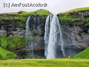 [P18] Cascada Seljalandsfoss » foto by DOINITA
 - 
<span class="allrVoted glyphicon glyphicon-heart hidden" id="av1350945"></span>
<a class="m-l-10 hidden" id="sv1350945" onclick="voting_Foto_DelVot(,1350945,8786)" role="button">șterge vot <span class="glyphicon glyphicon-remove"></span></a>
<a id="v91350945" class=" c-red"  onclick="voting_Foto_SetVot(1350945)" role="button"><span class="glyphicon glyphicon-heart-empty"></span> <b>LIKE</b> = Votează poza</a> <img class="hidden"  id="f1350945W9" src="/imagini/loader.gif" border="0" /><span class="AjErrMes hidden" id="e1350945ErM"></span>