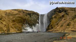 P06 [FEB-2014] Cascada Skogafoss, de aproape.