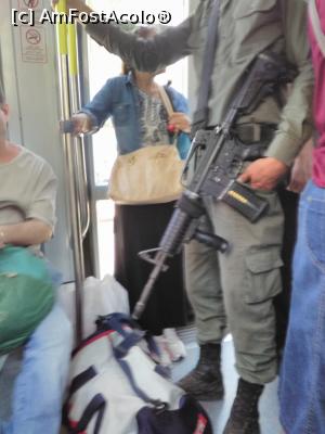 [P10] Soldat înarmat în tramvaiul L1 (metroul ușor).  » foto by Carmen Ion
 - 
<span class="allrVoted glyphicon glyphicon-heart hidden" id="av866817"></span>
<a class="m-l-10 hidden" id="sv866817" onclick="voting_Foto_DelVot(,866817,8792)" role="button">șterge vot <span class="glyphicon glyphicon-remove"></span></a>
<a id="v9866817" class=" c-red"  onclick="voting_Foto_SetVot(866817)" role="button"><span class="glyphicon glyphicon-heart-empty"></span> <b>LIKE</b> = Votează poza</a> <img class="hidden"  id="f866817W9" src="/imagini/loader.gif" border="0" /><span class="AjErrMes hidden" id="e866817ErM"></span>