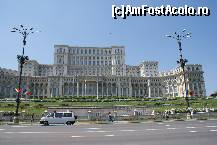 [P36] Palatul Parlamentului văzut din Piaţa Constituţiei » foto by Costi
 - 
<span class="allrVoted glyphicon glyphicon-heart hidden" id="av70077"></span>
<a class="m-l-10 hidden" id="sv70077" onclick="voting_Foto_DelVot(,70077,8917)" role="button">șterge vot <span class="glyphicon glyphicon-remove"></span></a>
<a id="v970077" class=" c-red"  onclick="voting_Foto_SetVot(70077)" role="button"><span class="glyphicon glyphicon-heart-empty"></span> <b>LIKE</b> = Votează poza</a> <img class="hidden"  id="f70077W9" src="/imagini/loader.gif" border="0" /><span class="AjErrMes hidden" id="e70077ErM"></span>