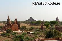 [P17] inconjurat de temple si pagode in Bagan » foto by Pami*
 - 
<span class="allrVoted glyphicon glyphicon-heart hidden" id="av200508"></span>
<a class="m-l-10 hidden" id="sv200508" onclick="voting_Foto_DelVot(,200508,8923)" role="button">șterge vot <span class="glyphicon glyphicon-remove"></span></a>
<a id="v9200508" class=" c-red"  onclick="voting_Foto_SetVot(200508)" role="button"><span class="glyphicon glyphicon-heart-empty"></span> <b>LIKE</b> = Votează poza</a> <img class="hidden"  id="f200508W9" src="/imagini/loader.gif" border="0" /><span class="AjErrMes hidden" id="e200508ErM"></span>